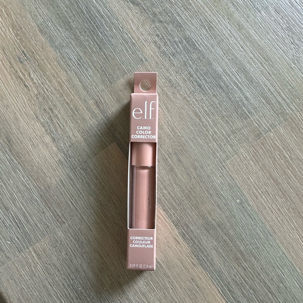 NIB ELF Camo Color Corrector in Peach